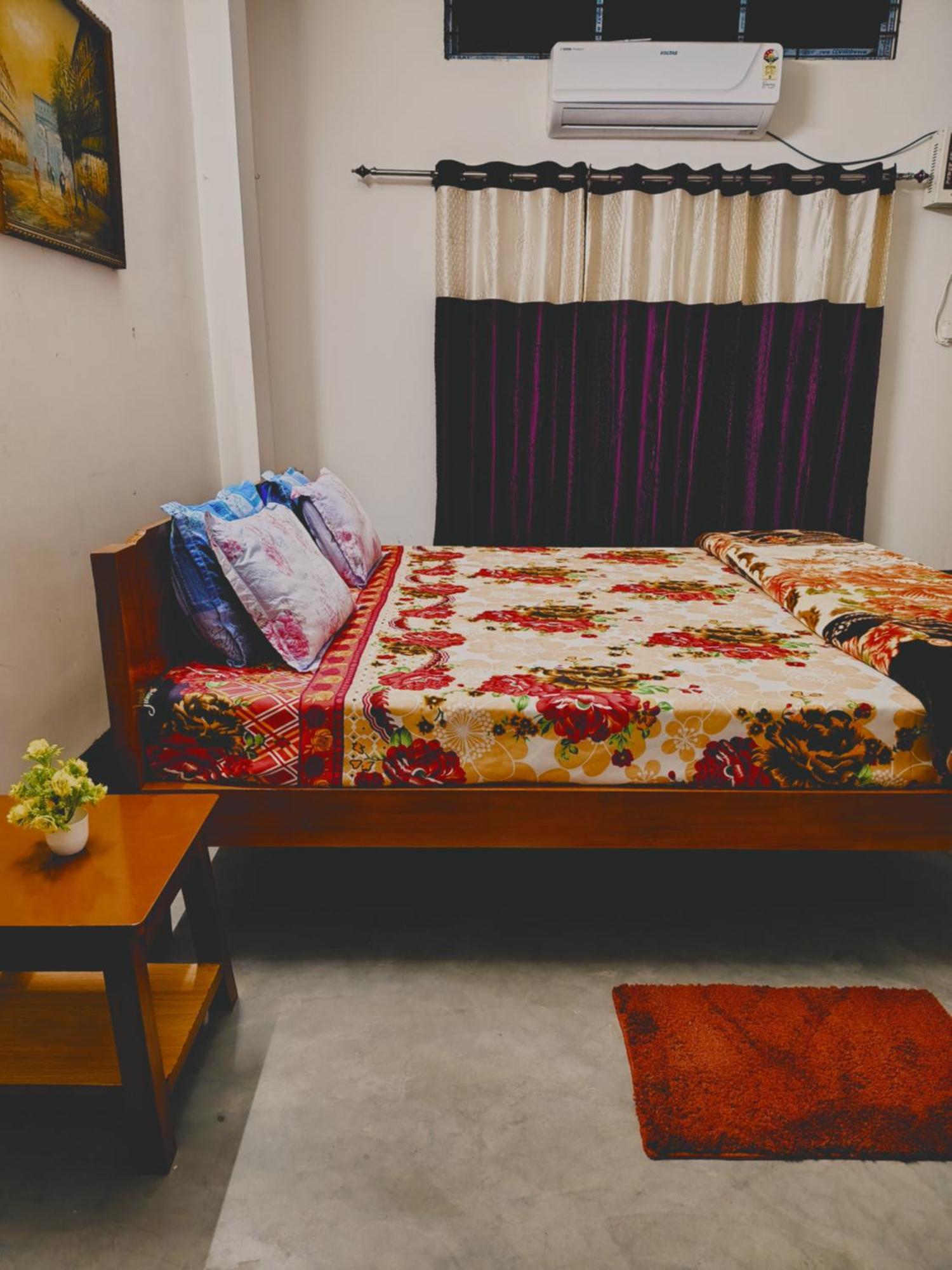 Gayatri Homestay Dibrugarh Esterno foto