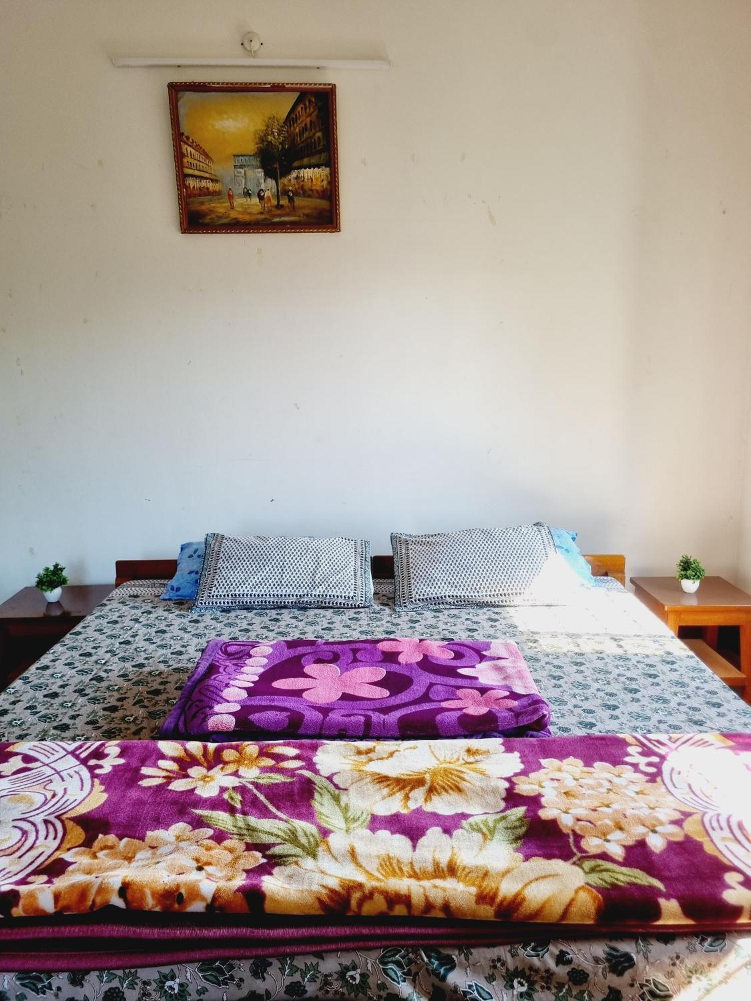 Gayatri Homestay Dibrugarh Esterno foto